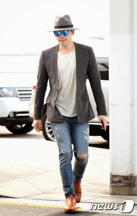 Gu thời trang sân bay ấn tượng nhất của mỹ nam Hàn - Ảnh 3 Gu thoi trang san bay an tuong nhat cua my nam Han - Anh 3