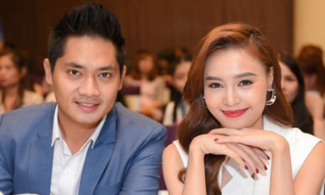 Vbiz 23/3: Hạ Vi ngày càng Vbiz 23/3: Ha Vi ngay cang