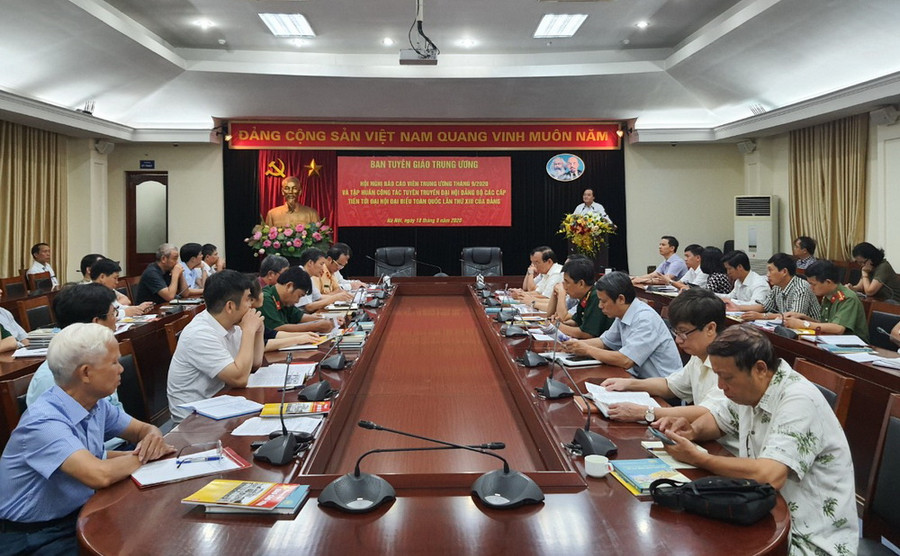 Toàn cảnh Hội nghị. Toàn cảnh Hội nghị.