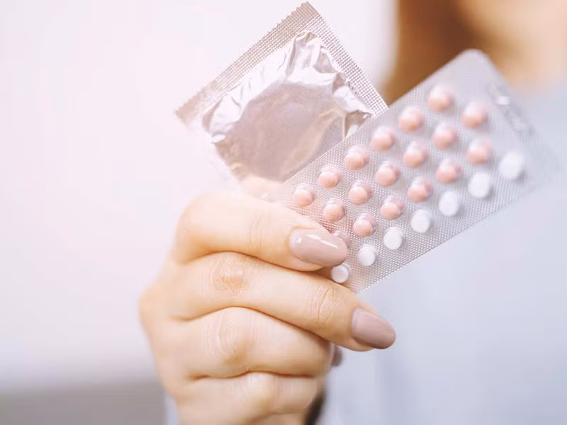 Nên chọn bao cao su ở các cửa hiệu uy tín để đảm bảo phòng tránh thai an toàn