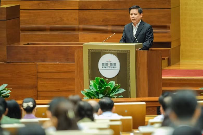 Bộ trưởng Bộ Giao thông vận tải Nguyễn Văn Thể