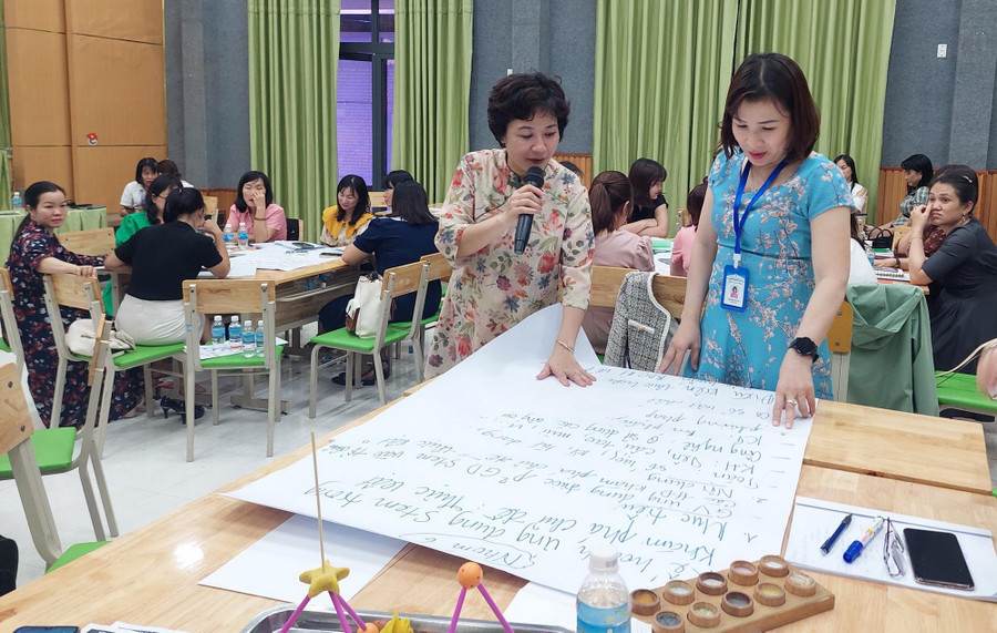 Luôn có sự đồng hành của báo cáo viên. Luôn có sự đồng hành của báo cáo viên.