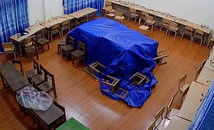 Ông Nguyễn Đức Thông – Phó trưởng Phòng GD&amp;ĐT huyện Gio Linh cho biết, sau khi có công điện của UBND tỉnh, UBND huyện Gio Linh cũng có văn bản chỉ đạo, Phòng GD&amp;ĐT đã hướng dẫn các trường triển khai các biện pháp ứng phó với bão số 4.