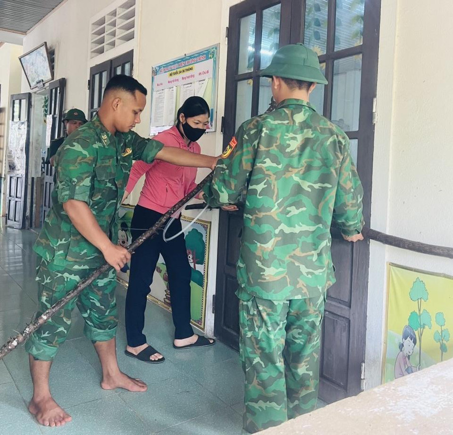 Theo dự báo, bão Noru sẽ ảnh hưởng đến các tỉnh miền Trung, Sở GD&amp;ĐT Quảng Trị đã ban hành công văn chỉ đạo các đơn vị, trường học triển khai phương án phòng chống bão, nhằm giảm thiểu thiệt hại do bão có thể gây ra.