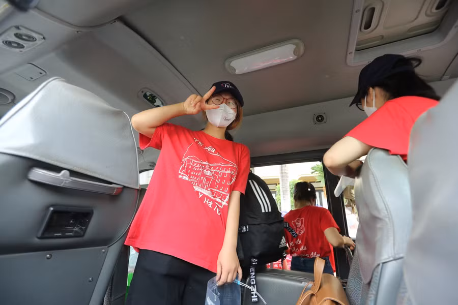 50 bạn sinh viên mang tinh thần trẻ xung kích...