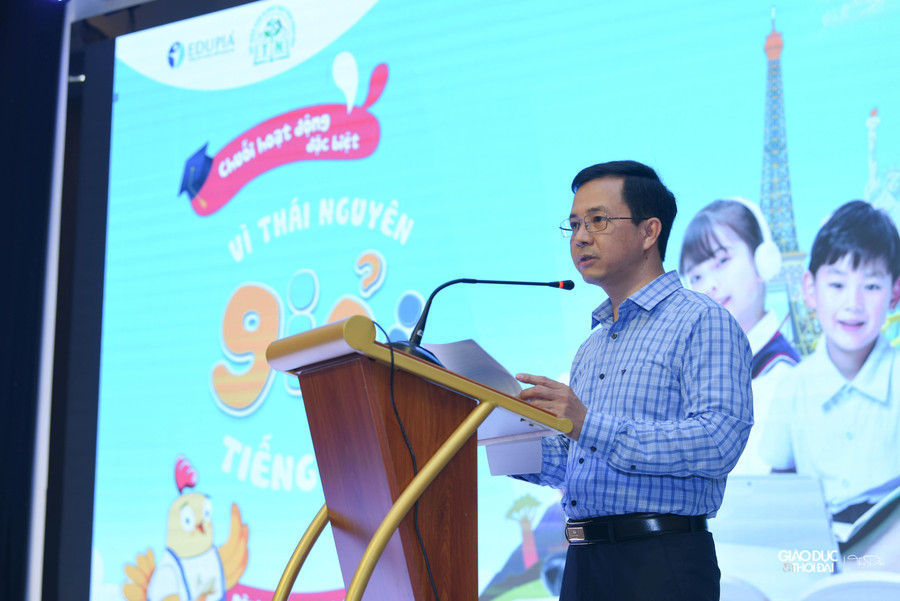 Ông Nguyễn Văn Hưng, Phó Giám đốc Sở Giáo dục và Đào tạo tỉnh Thái Nguyên phát biểu tại buổi lễ. Ông Nguyễn Văn Hưng, Phó Giám đốc Sở Giáo dục và Đào tạo tỉnh Thái Nguyên phát biểu tại buổi lễ.