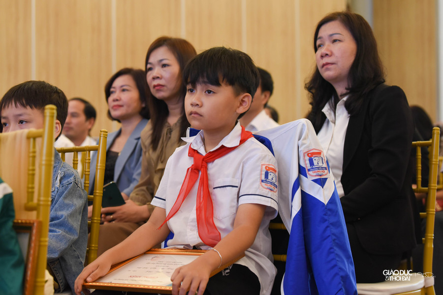 Vòng Đặc biệt của cuộc thi Vì Thái Nguyên giỏi Tiếng Anh dự kiến sẽ được tổ chức vào tháng 2/2023 tới. Vòng Đặc biệt của cuộc thi Vì Thái Nguyên giỏi Tiếng Anh dự kiến sẽ được tổ chức vào tháng 2/2023 tới.