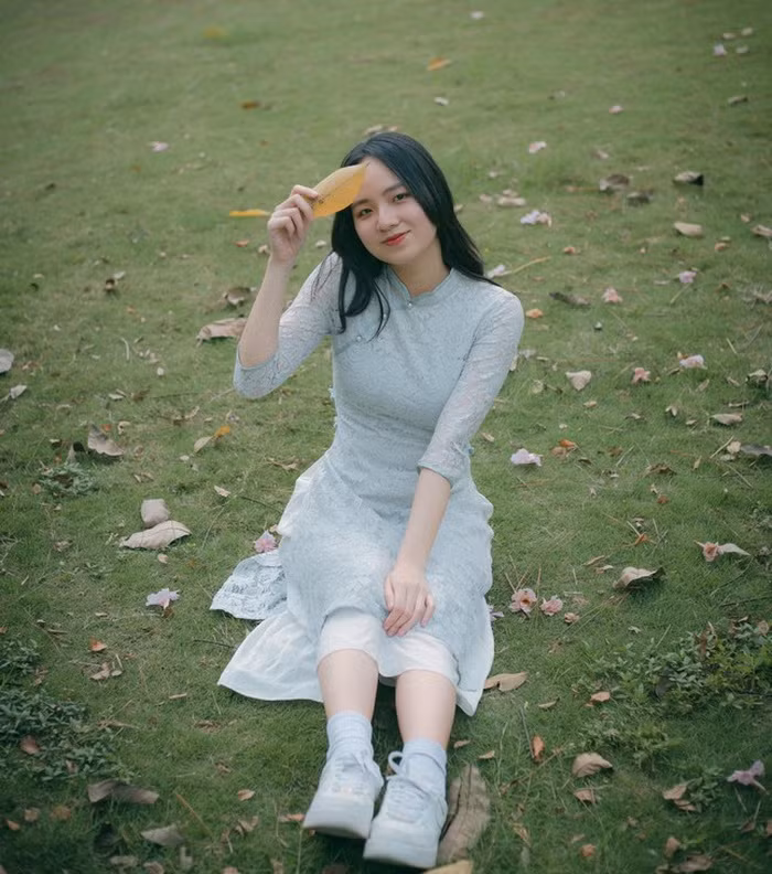 Nguyễn Thuỳ Anh là nữ sinh viên duy nhất đại diện cho gần 30.000 sinh viên được tham gia Hội đồng Trường ĐH Mở Hà Nội.