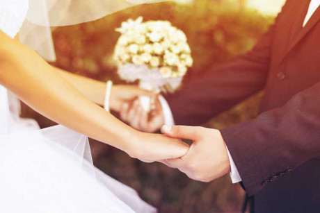 Chuyện tình cô gái 21 tuổi và phó giám đốc tuổi 55 - Ảnh 1 Chuyen tinh co gai 21 tuoi va pho giam doc tuoi 55 - Anh 1