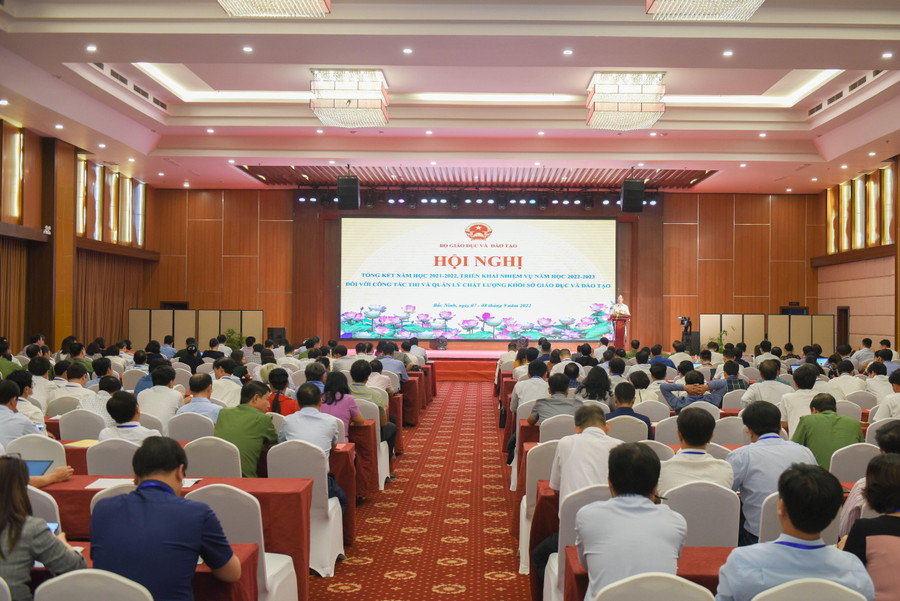 Toàn cảnh hội nghị. Toàn cảnh hội nghị.