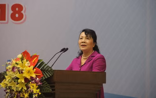 Thứ trưởng Nguyễn Thị Nghĩa phát biểu tại hội nghị