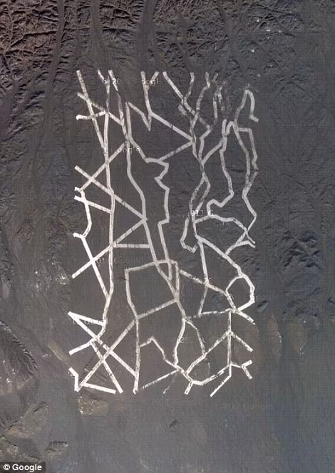 Những hình thù kỳ bí sd