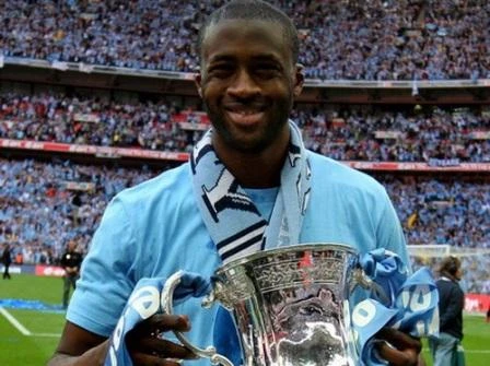 Yaya Toure-ƯCV sáng giá danh hiệu Cầu thủ xuất sắc nhất châu Phi