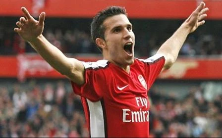 Man City sẵn sàng chi 40 triệu bảng để có được Van Persie