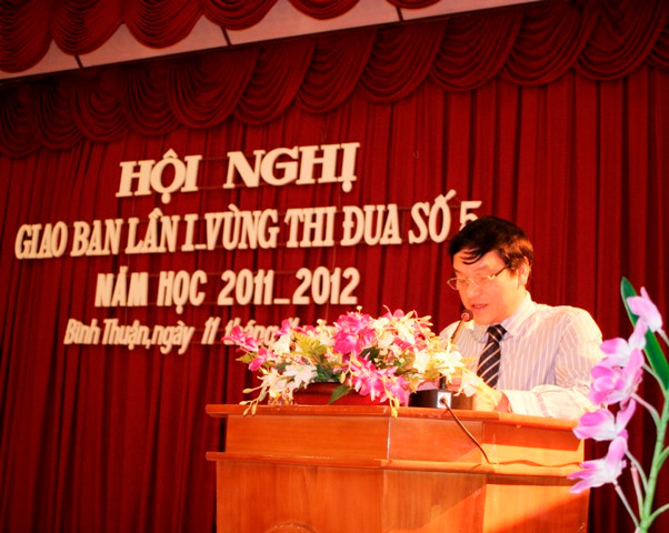 Ông Đỗ Quốc Anh- Vụ trưởng, GĐ CQĐD Bộ GD& ĐT tại TP. HCM phát biểu tại hội nghị