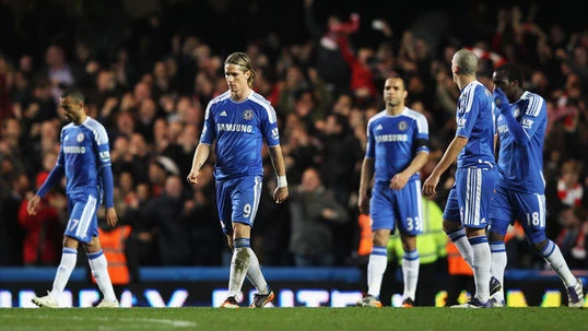 Liverpool đánh bật Chelsea khỏi Carling Cup