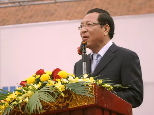 Tôn vinh 34 tân GS và 374 tân PGS năm 2011 ảnh 2