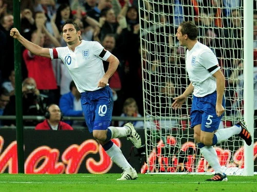 Lampard toả sáng giúp Anh đánh bại Tây Ban Nha