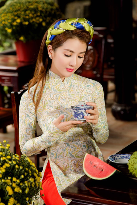 Hot girl Linh Napie e ấp đón xuân - Ảnh 8 Hot girl Linh Napie e ap don xuan - Anh 8