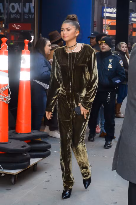 Cong nuong Kate Middleton, Rihanna mac dep nhat tuan - Anh 5