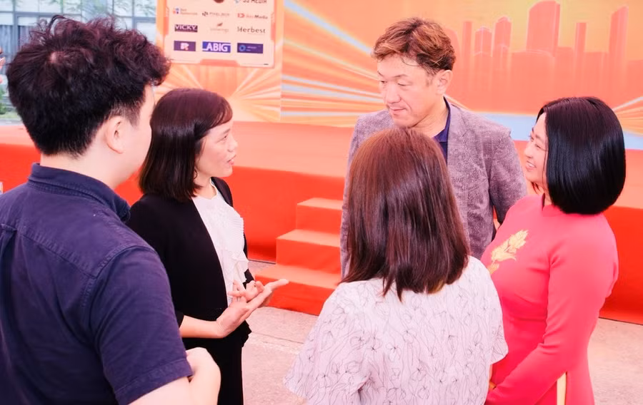 Đối tác Nhật Bản và Việt Nam cùng trao đổi các nội dung hợp tác hai bên.