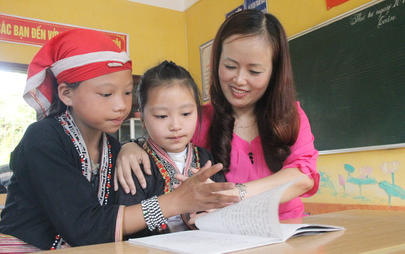 Quá trình sắp xếp, dồn dịch điểm trường, đừng để học sinh đồng bào xa điểm trường quá. Ảnh minh họa: Sỹ Điền Quá trình sắp xếp, dồn dịch điểm trường, đừng để học sinh đồng bào xa điểm trường quá. Ảnh minh họa: Sỹ Điền