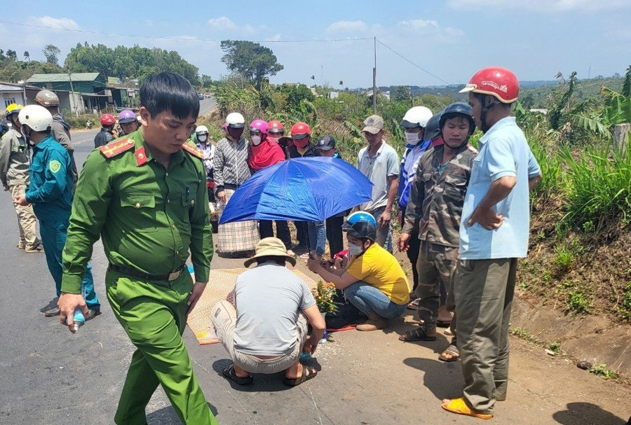 Hiện trường vụ tai nạn khiến 2 học sinh thương vong (ảnh: VT).