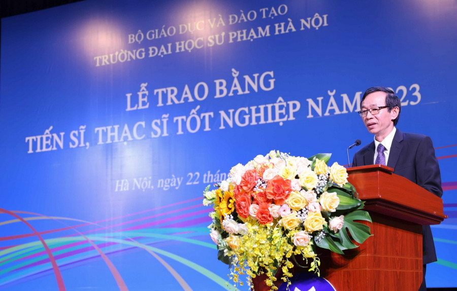 GS.TS Nguyễn Văn Minh phát biểu tại buổi lễ. GS.TS Nguyễn Văn Minh phát biểu tại buổi lễ.