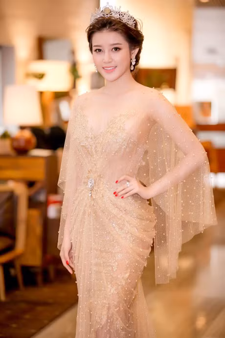 A hau Huyen My xac nhan dai dien Viet Nam thi Hoa hau Hoa binh Quoc te 2017 - Anh 4