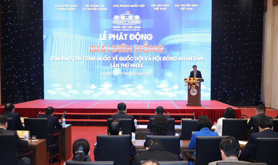 Toàn cảnh buổi Lễ phát động Giải Diên Hồng. Toàn cảnh buổi Lễ phát động Giải Diên Hồng.