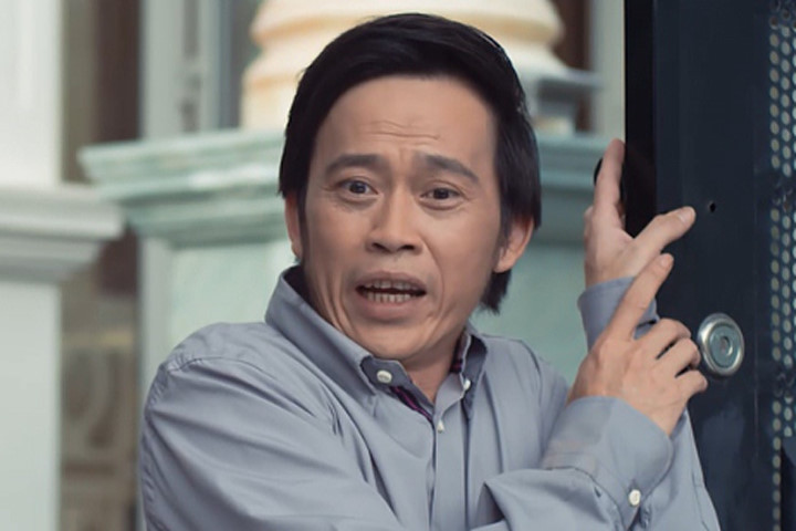 Hoài Linh liên tục biến hóa trong phim hài Tết