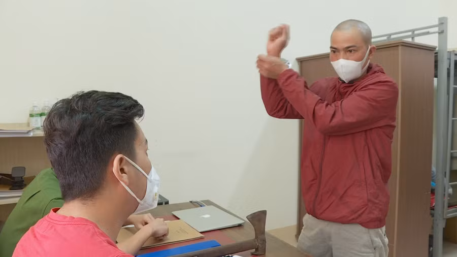 Đối tượng Y Hải tại Cơ quan CSĐT.