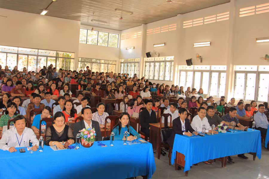 Các đại biểu tham dự hội thi