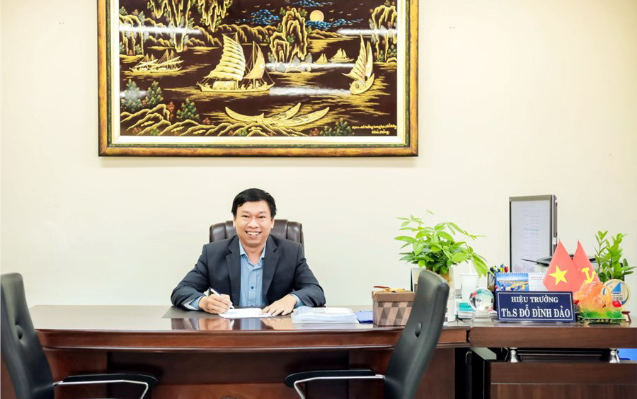 ThS Đỗ Đình Đảo – Hiệu trưởng Trường THPT Nguyễn Hữu Thọ (TP Hồ Chí Minh). Ảnh: NVCC. ThS Đỗ Đình Đảo – Hiệu trưởng Trường THPT Nguyễn Hữu Thọ (TP Hồ Chí Minh). Ảnh: NVCC.