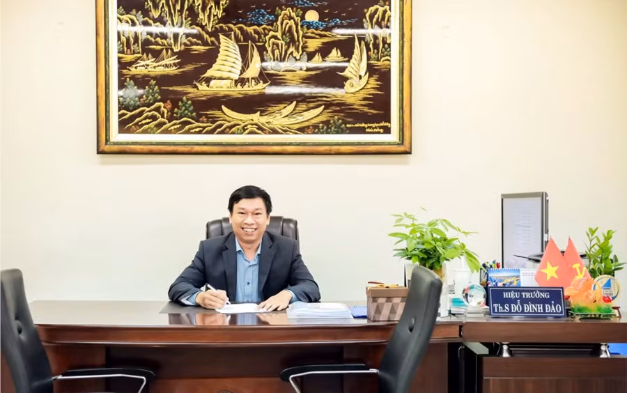 ThS Đỗ Đình Đảo – Hiệu trưởng Trường THPT Nguyễn Hữu Thọ (TP Hồ Chí Minh). Ảnh: NVCC.