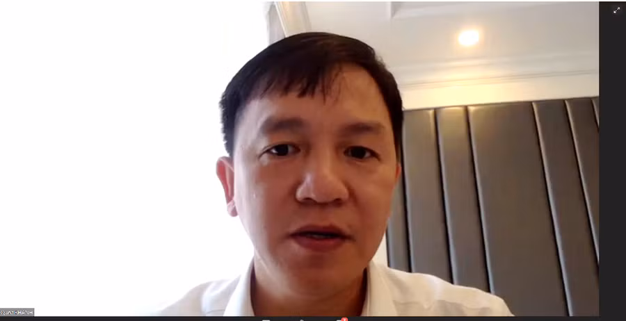 PGS.TS Phạm Quốc Khánh – Phó Cục trưởng Cục Quản lý chất lượng (Bộ GD&amp;ĐT) phát biểu khai Chương trình tập huấn, bồi dưỡng trực tuyến.