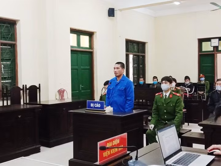 Bị cáo Nguyễn Tiến Giảng tại phiên tòa xét xử