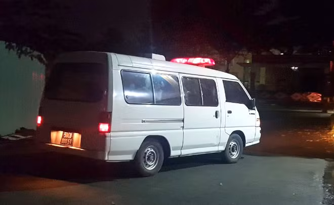 Cơ quan chức năng có mặt tại hiện trường nơi xảy ra vụ việc. Ảnh: Tri Thức Trực Tuyến