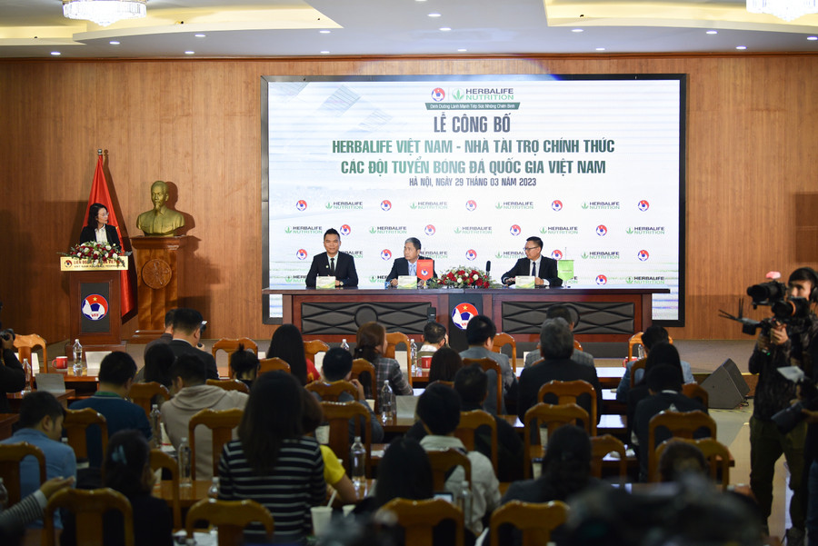 Trong năm 2023, khi dự SEA Games 32, chỉ tiêu của bóng đá Việt Nam là bảo vệ thành công các tấm HCV đã giành được tại SEA Games 31 đối với bóng đá nam và bóng đá nữ.