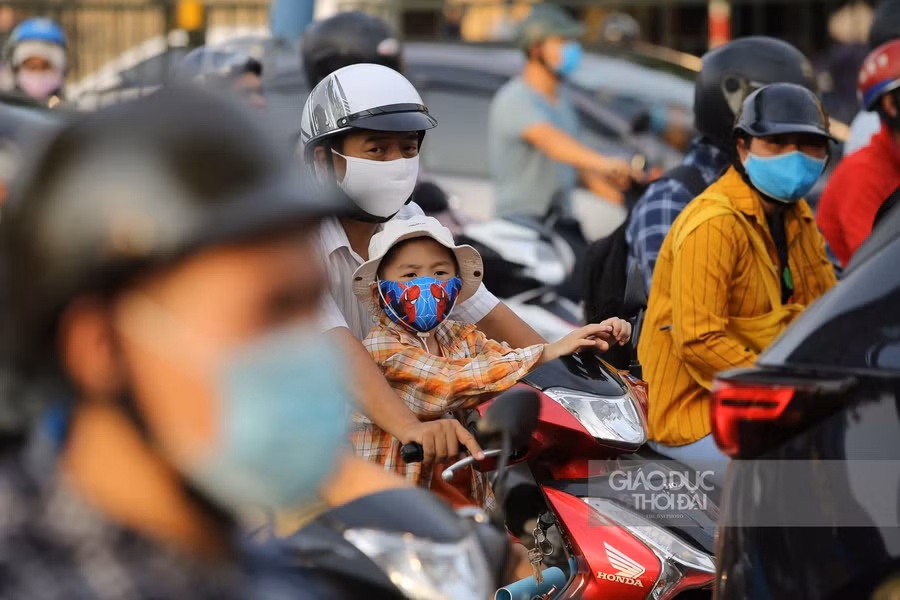 Dù lịch nghỉ lễ 2/9 có 1 ngày nhưng nhiều người vẫn đưa gia đình mình trở về quê.