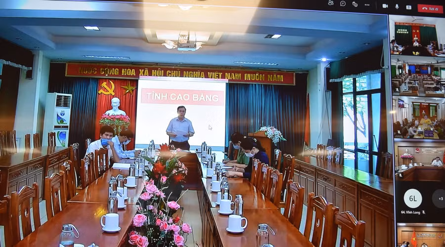 Đại diện Sở GD&amp;ĐT Cao Bằng báo cáo tại buổi kiểm tra trực tuyến - sáng 5/8