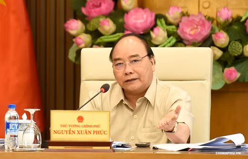 Thủ tướng Nguyễn Xuân Phúc chủ trì cuộc họp Thường trực Chính phủ. Ảnh: VGP