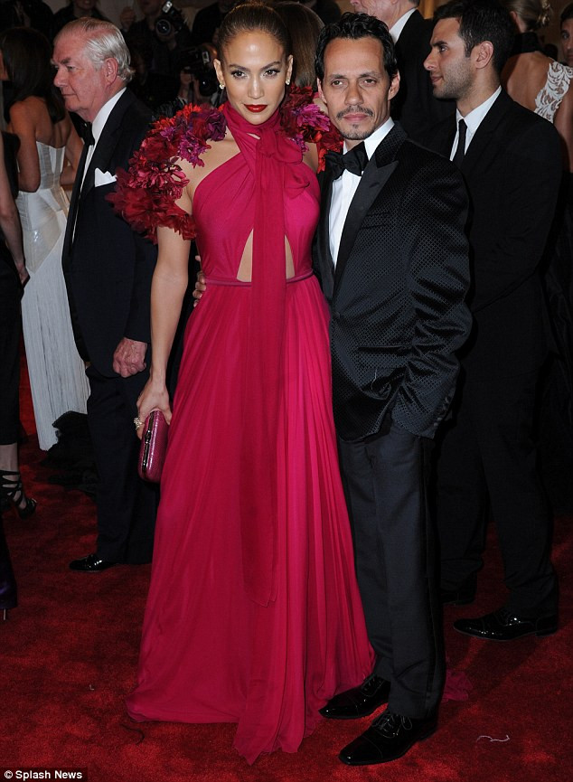 Jennifer Lopez và Marc Anthony bất ngờ chia tay ảnh 1 Jennifer Lopez và Marc Anthony đã quyết định kết thúc cuộc hôn nhân của họ