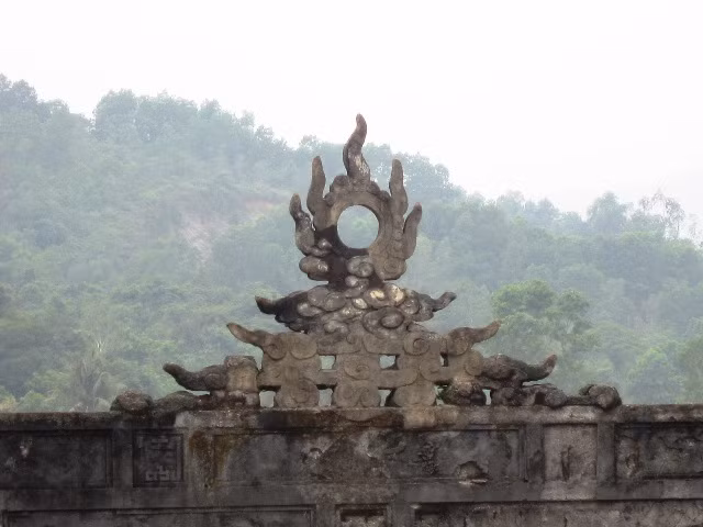 Thăm lăng Khải Định ảnh 6