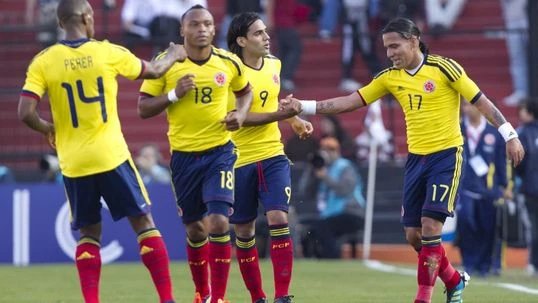 Radamel Falcao toả sáng giúp Colombia vào tứ kết