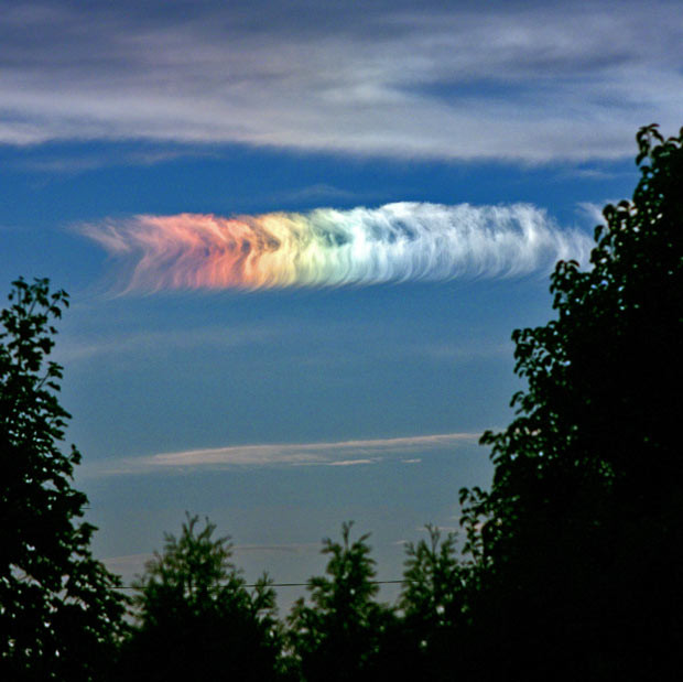 Not every cloud has a silver lining; this multi-coloured cloud looks as if a rainbow has formed high in the heavens. The phenomenom - called a sundog - happens when ice crystals appear in clouds and refract the sun’s rays. Photographer Robert Arn captured the cloud in Heyworth, Illinois, America.