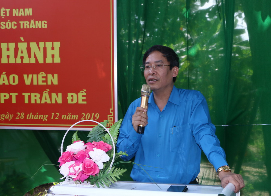 Ông Vũ Minh Đức - Chủ tịch Công đoàn Giáo dục Việt Nam phát biểu tại buổi lễ. Ông Vũ Minh Đức - Chủ tịch Công đoàn Giáo dục Việt Nam phát biểu tại buổi lễ.