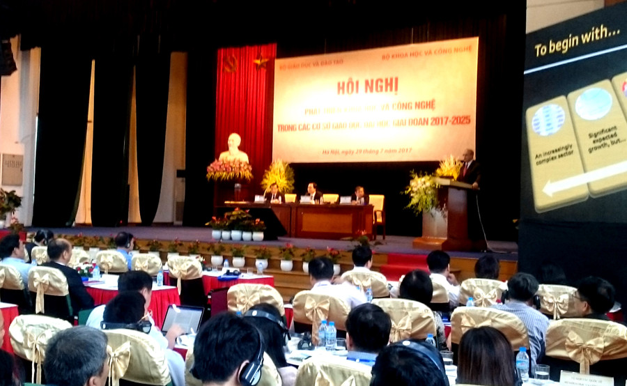 Các đại biểu tham dự Hội nghị