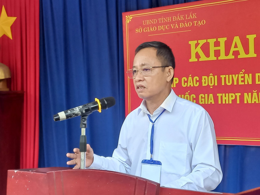 TS Đỗ Tường Hiệp, Phó Giám đốc Sở GD&ĐT phát biểu khai mạc Kỳ thi - Ảnh: TT. TS Đỗ Tường Hiệp, Phó Giám đốc Sở GD&ĐT phát biểu khai mạc Kỳ thi - Ảnh: TT.