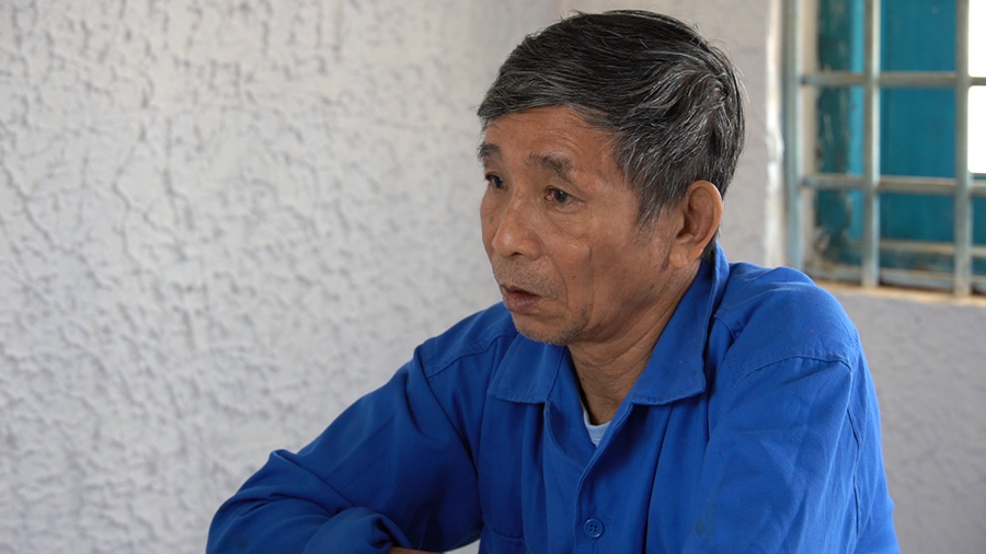 Mai Tấn Thưởng tại cơ quan công an. Ảnh: Công an Kon Tum. Mai Tấn Thưởng tại cơ quan công an. Ảnh: Công an Kon Tum.